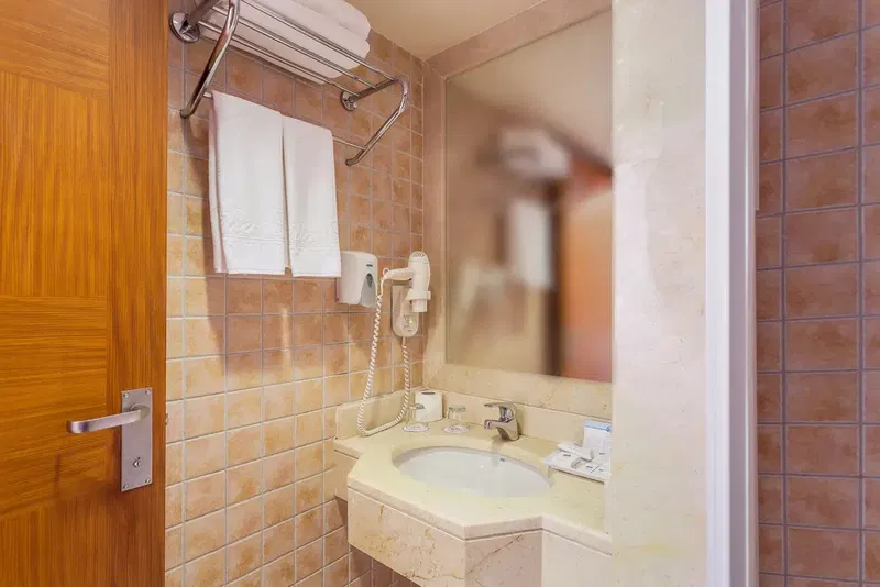 Side hotel - Photo 5