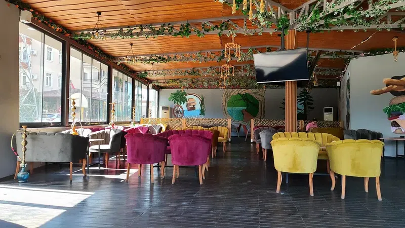 Si̇de Nargi̇le Bi̇stro Cafe & Bar - Photo 10
