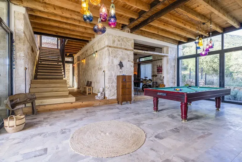 Silver House - Photo 5
