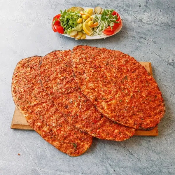 Sivas Kepçeli Pide - Photo 4
