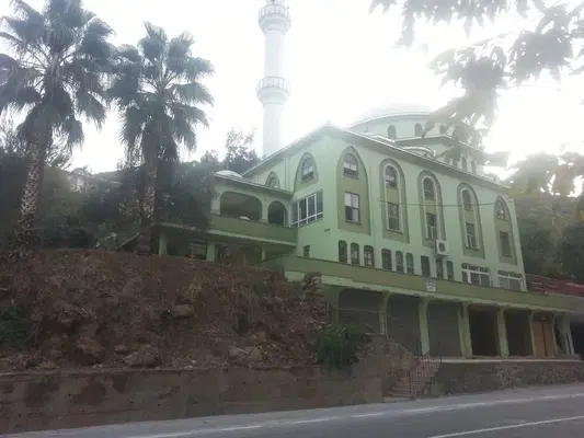 Soğukpınar Cami