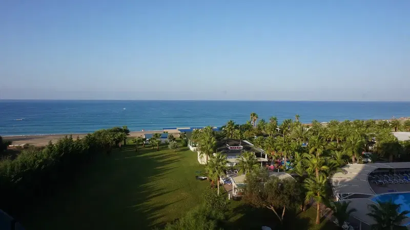 Sultan Beach - Photo 3