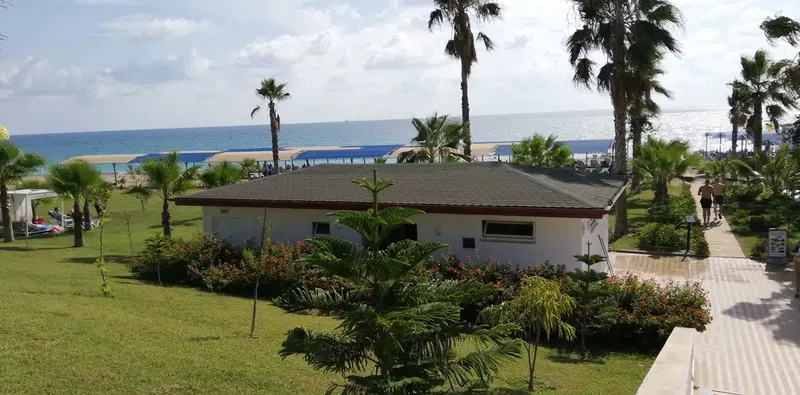 Sultan Beach - Photo 7