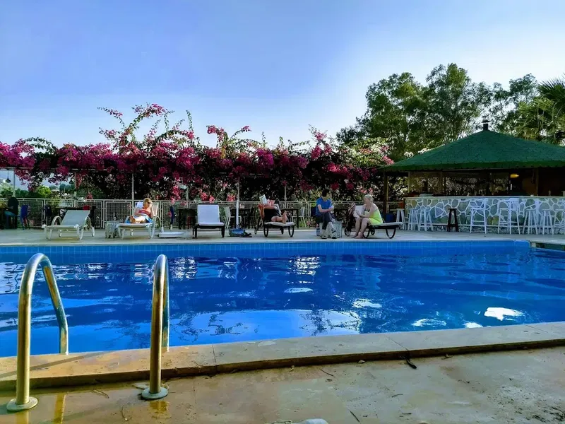 Sultan Pataros - Photo 4
