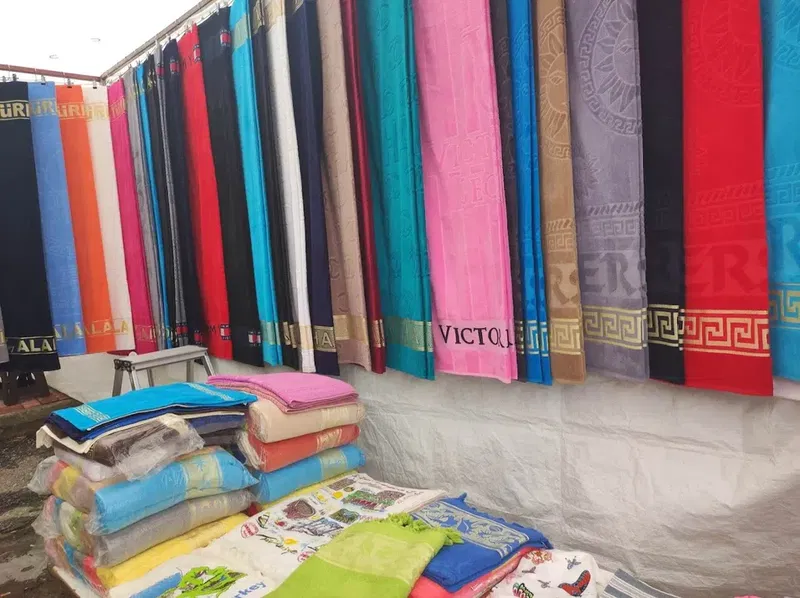 Sunday Market - Photo 9