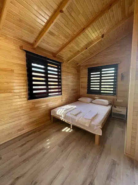 Sunset Bungalow - Photo 2