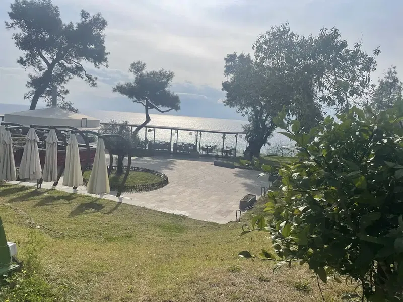 Sunset view restaurant & bar - Photo 9