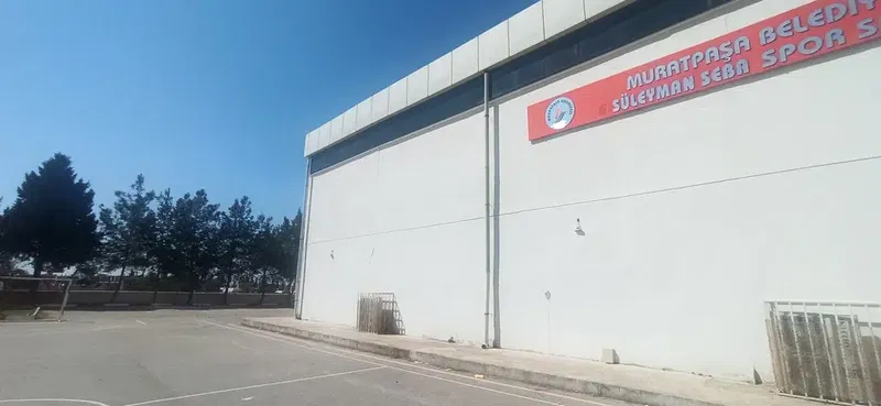 Süleyman Seba Kapalı Spor Salonu - Photo 2