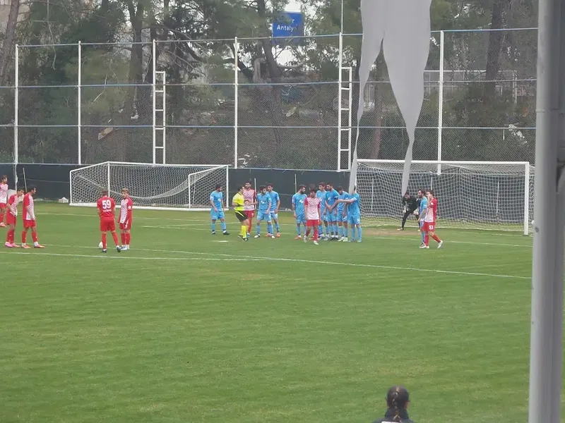 Tekirova Dr. Fehmi Öncel Stadı - Photo 9