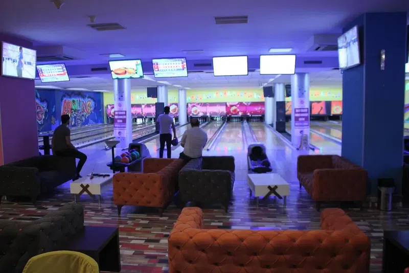 Tenpin Bowling Center - Photo 6
