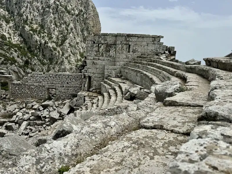 Termessos Korint Tapınağı ve Attalas Stoa'sı - Photo 3