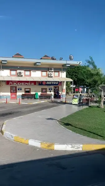 terminal parking Lot - Photo 2