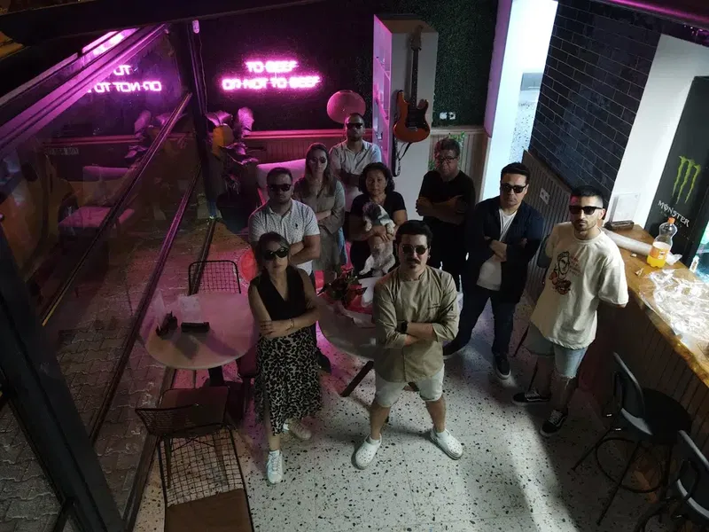The Finger House - Photo 9