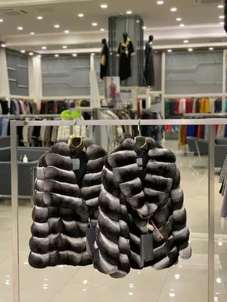 Tigers Leather & Fur - Photo 3