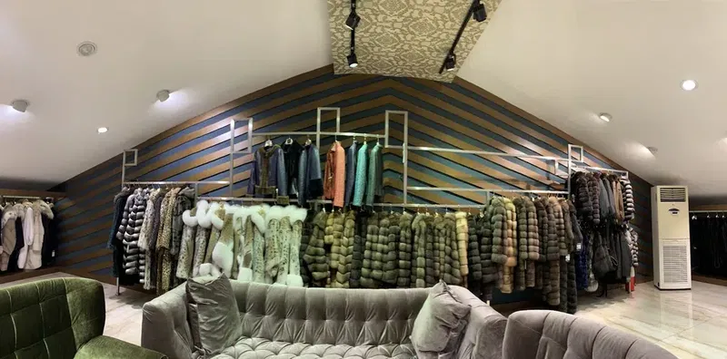 Tigers Leather & Fur - Photo 6