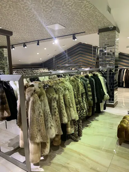Tigers Leather & Fur - Photo 10