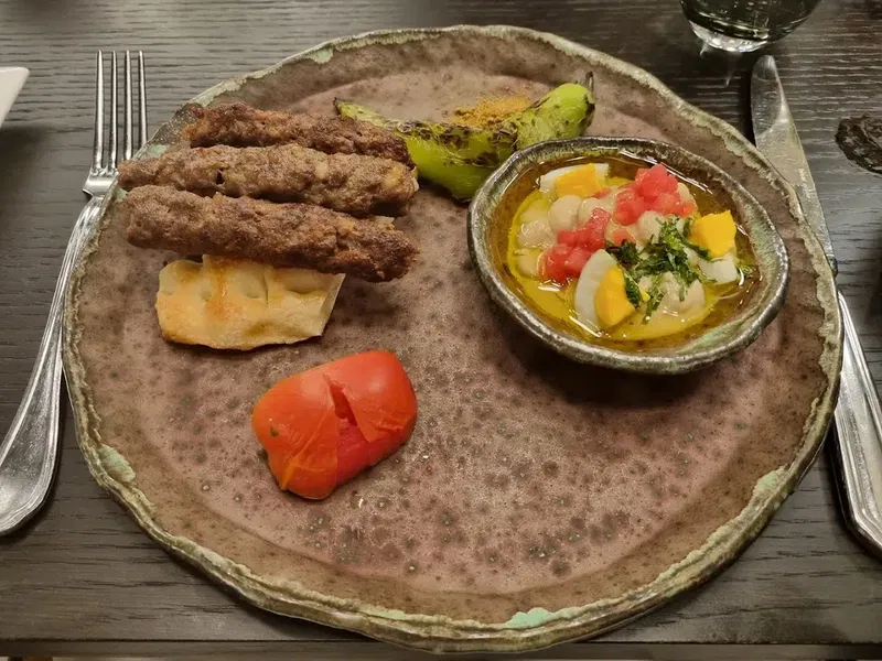 Tirmis restaurant - Photo 3