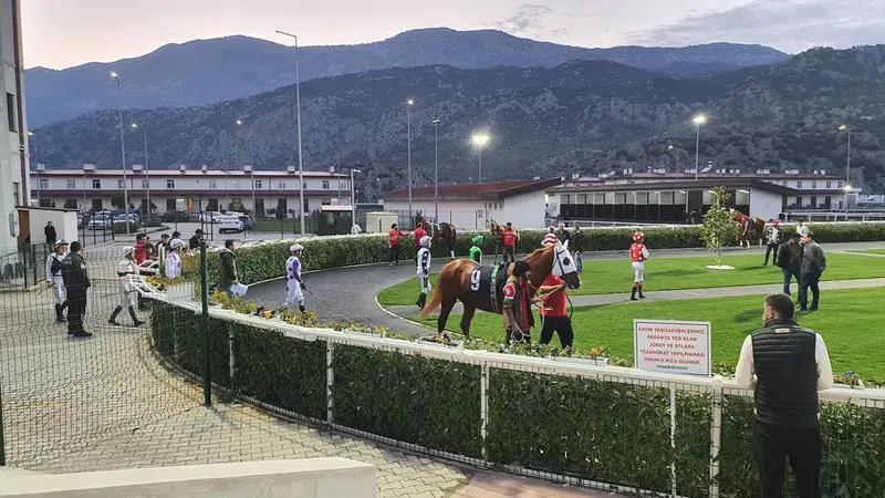 Tjk Antalya Hipodromu - Photo 5