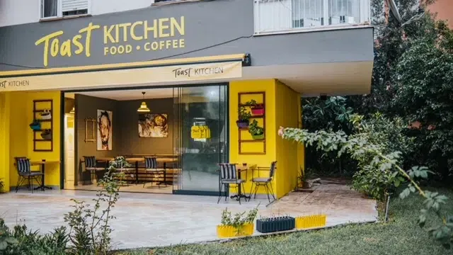 Toast Kitchen - Photo 4