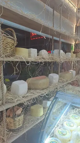 Trabzon Şarküteri̇ - Photo 7