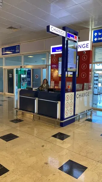 Travelex - Photo 6