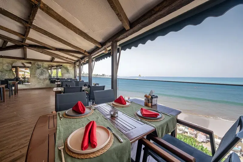 Tropic Apart Hotel - Photo 4