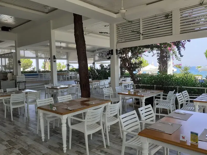 Turquesa Snack Restoran - Photo 3
