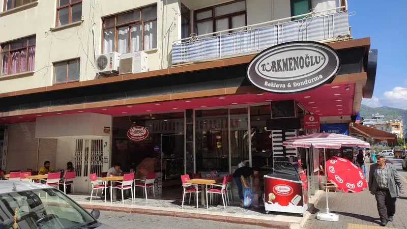 Türkmenoğlu Baklava Ice Cream - Photo 4