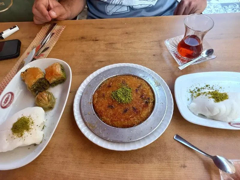 Türkmenoğlu Baklava Ice Cream - Photo 7