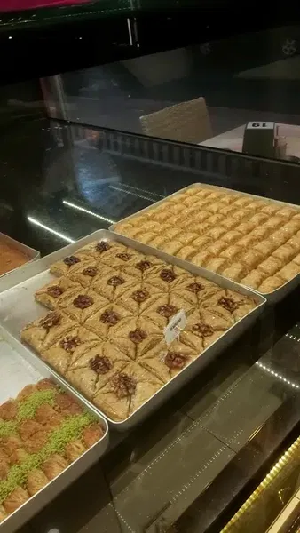 Türkmenoğlu Baklava Ice Cream - Photo 8
