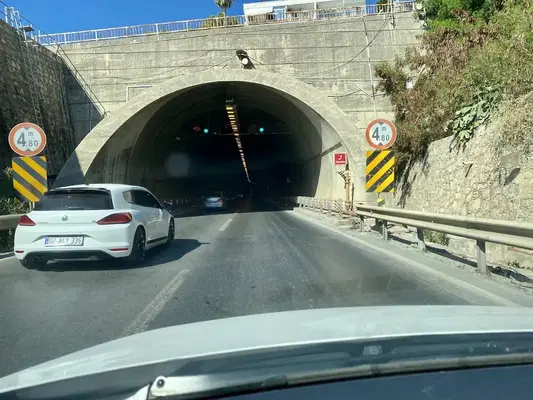 Ulaş Tüneli
