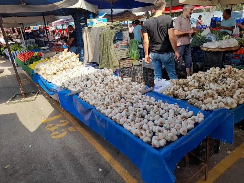 Uncalı Semt Pazarı - Photo 4