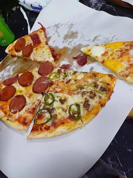 Usta Pizza & Burger - Photo 5