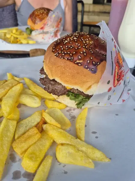 Usta Pizza & Burger - Photo 6