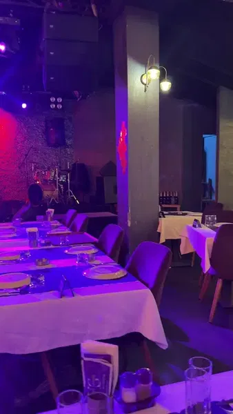 Vahide Sahne Restaurant - Photo 2
