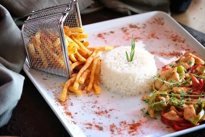 Vahide Sahne Restaurant - Photo 3