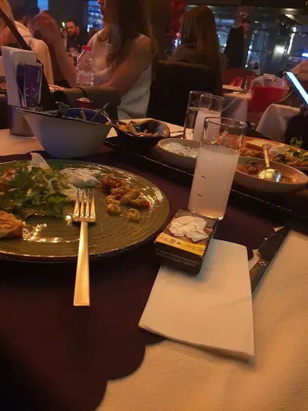 Vahide Sahne Restaurant - Photo 5