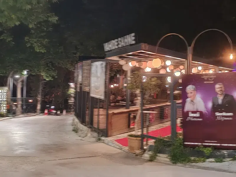 Vahide Sahne Restaurant - Photo 6