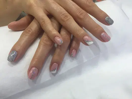 Valentina Nail