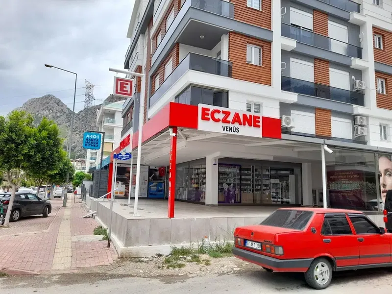 Venüs Eczanesi & Аптека & Pharmacy - Photo 3