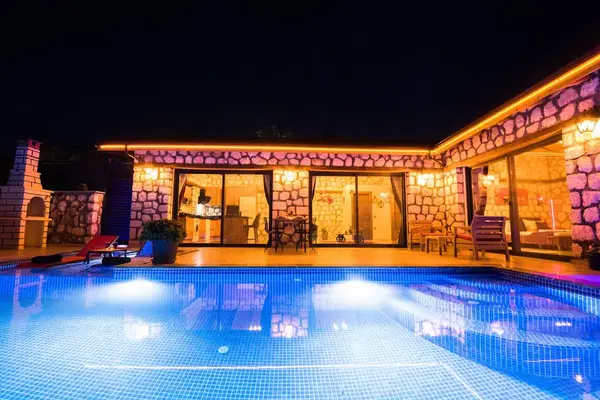 Villa Esay