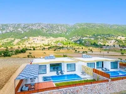 Villa Golden 1-2 - Photo 1