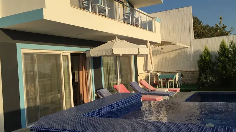 Villa Nayman - Photo 1