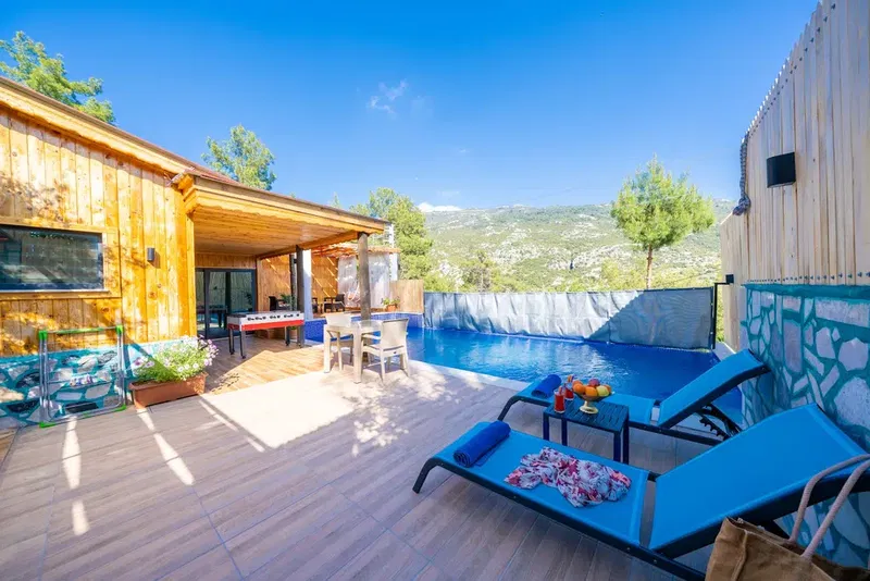 Villa Rainbow - Photo 1