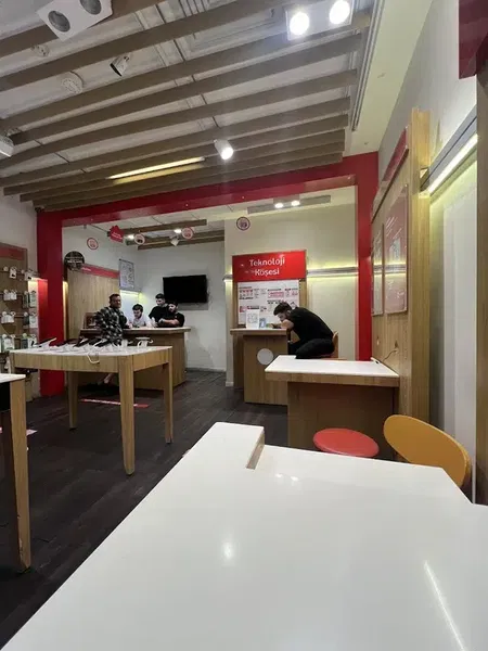 Vodafone Cep Merkezi - Photo 3