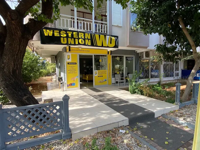 Western Union - Photo 2
