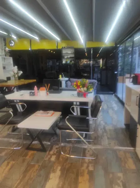 Western Union - Photo 5