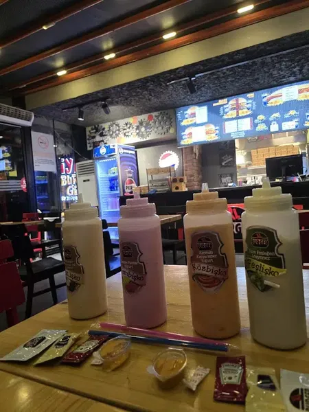 XL Burger - Photo 6