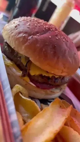 XL Burger - Photo 8