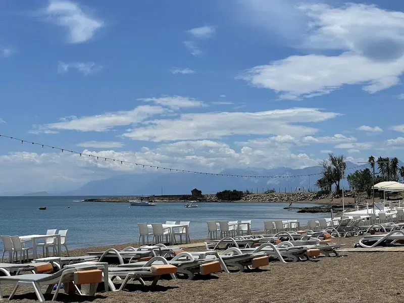 Yakamoz Beach Restaurant - Photo 9